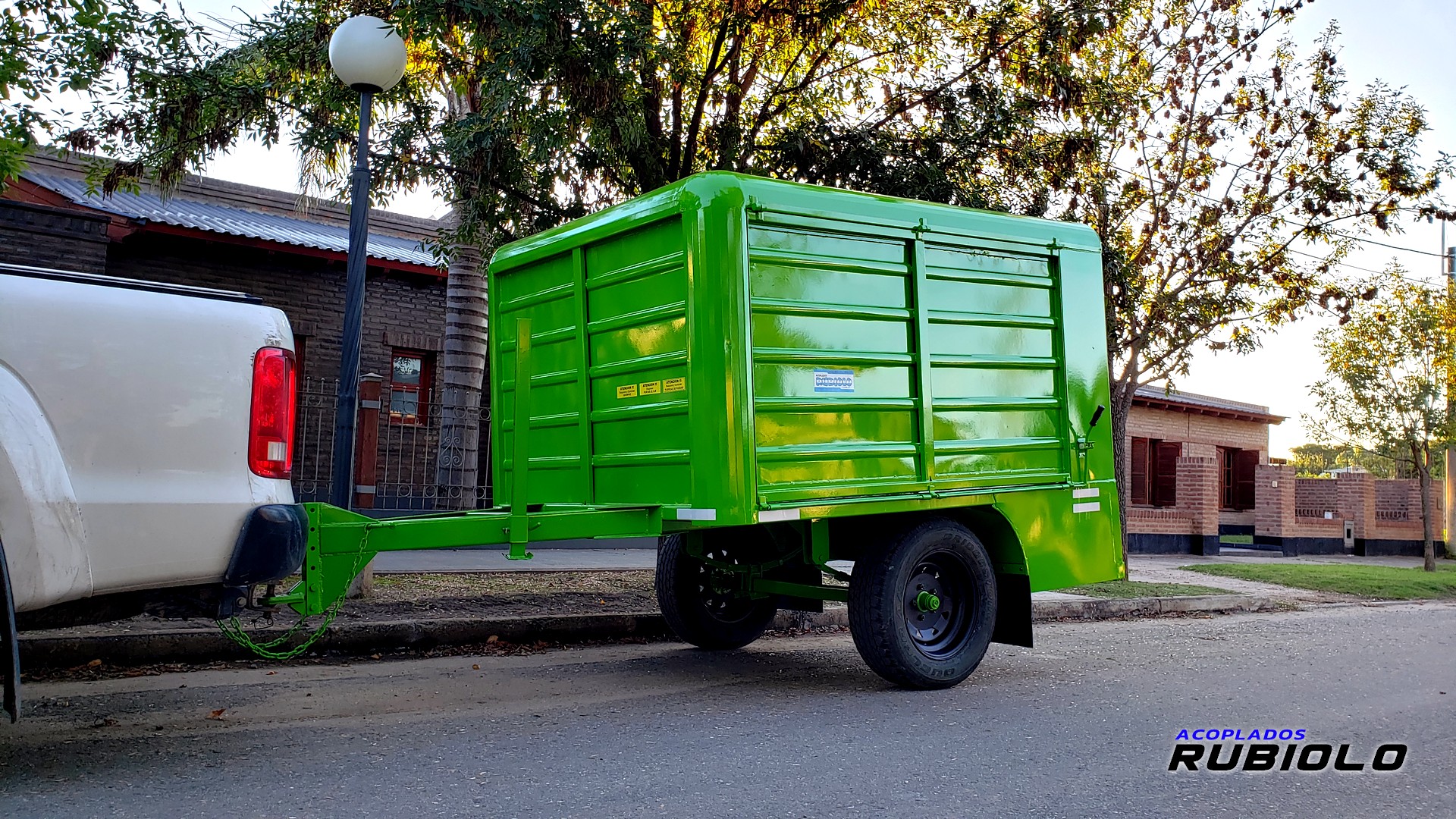 Acoplado Taller para 1 Tn. De 2,45 Mts. (TA1009)