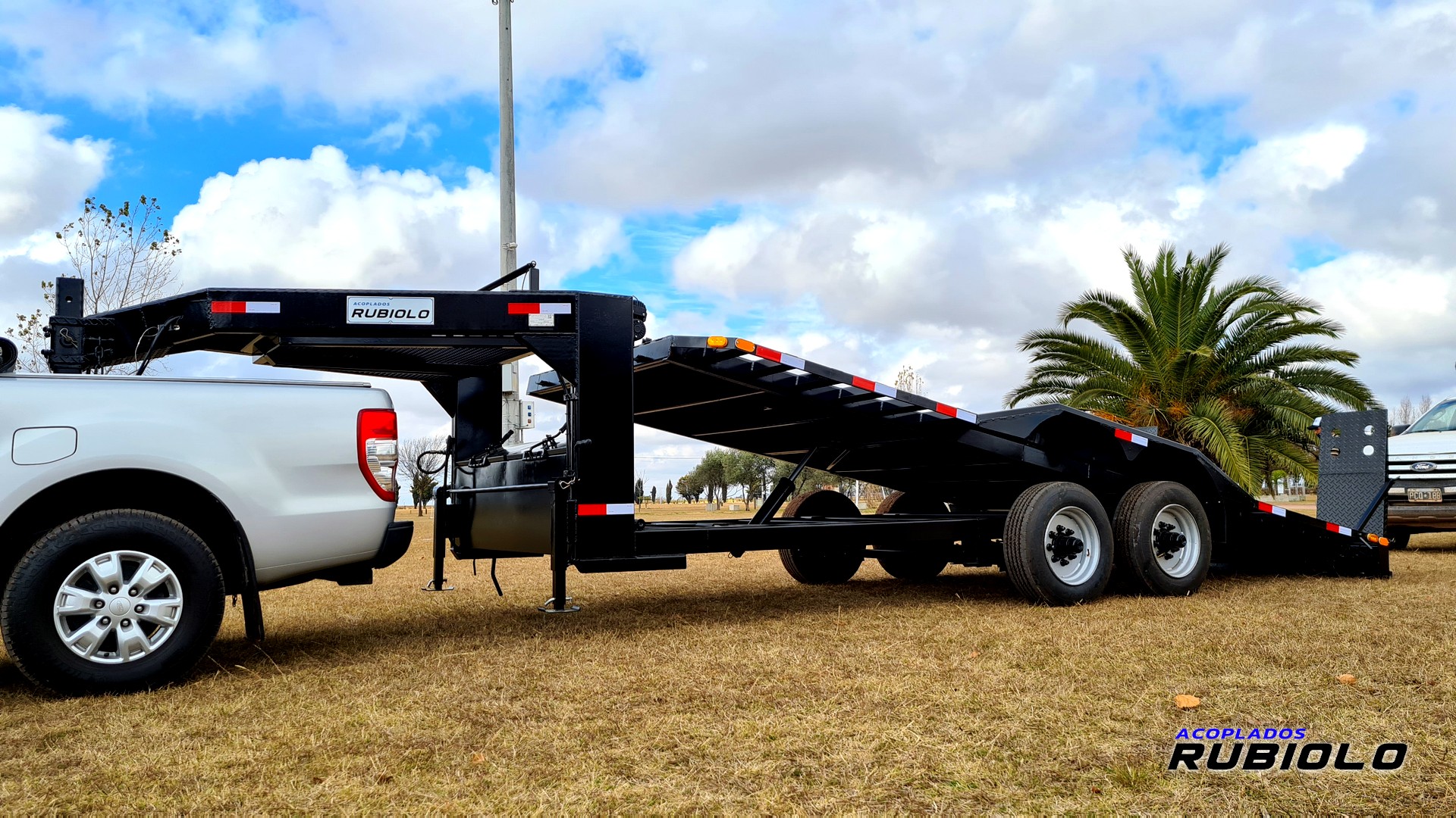 Trailer Semirremolque Basculante Homologado para 4 Tn. (HO1009)