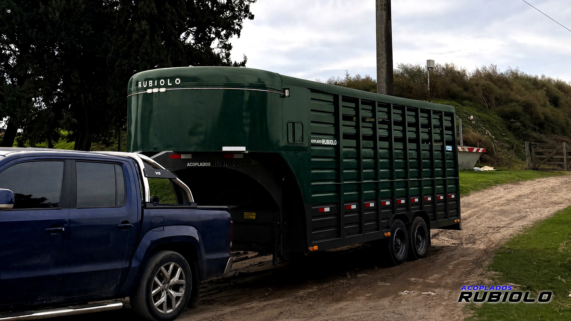 Trailer Semirremolque Homologado para caballos Estilo Americano (JA1023-S) - Imagen 6