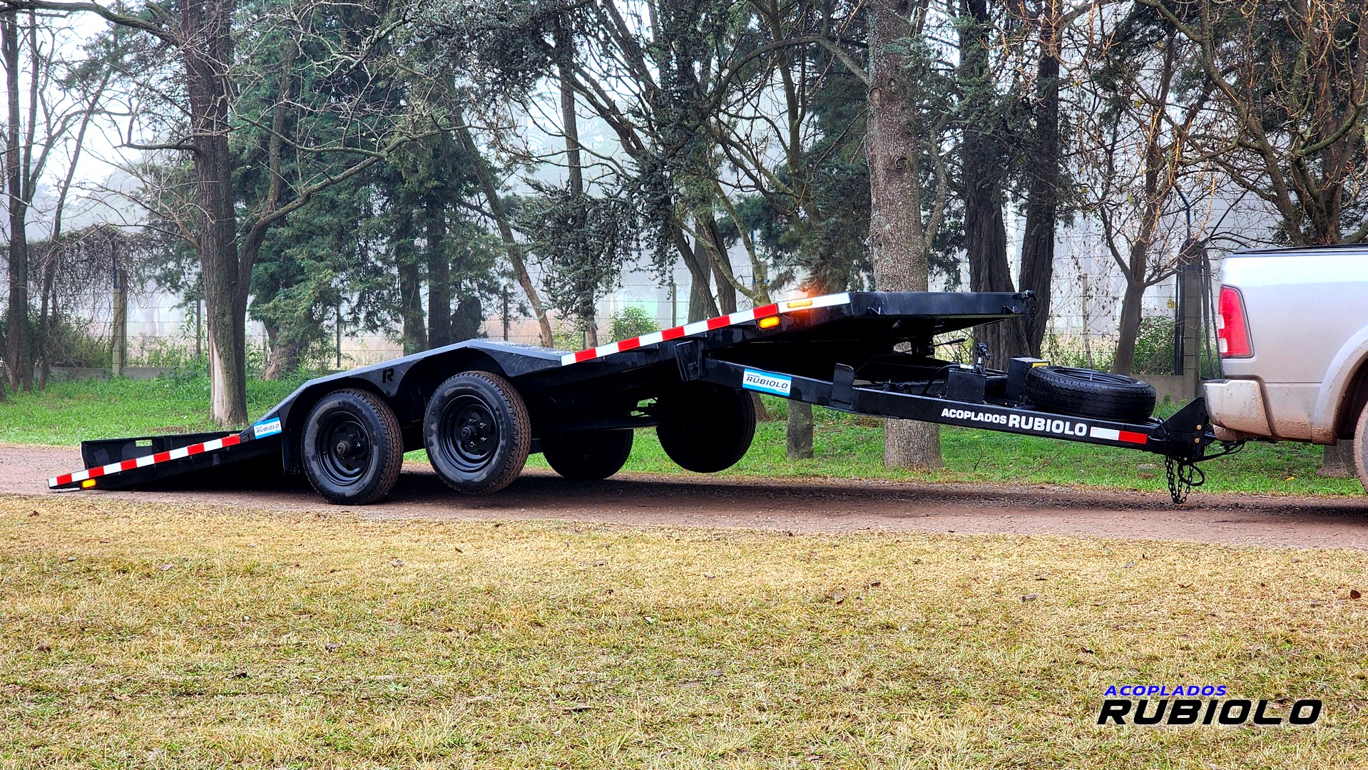 Trailer Basculante para Auxilio Mecanico para 3 Tn. (TR1014)