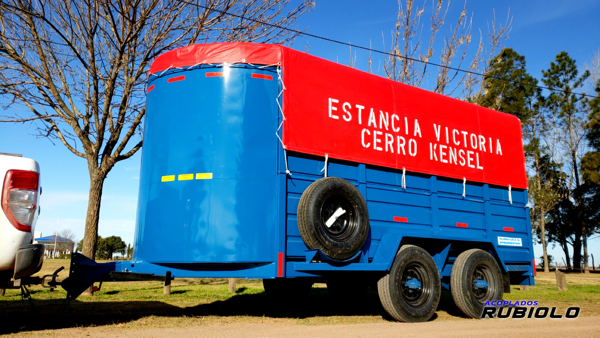 Acoplado Jaula de 4 Mts. para caballos (JA1010)