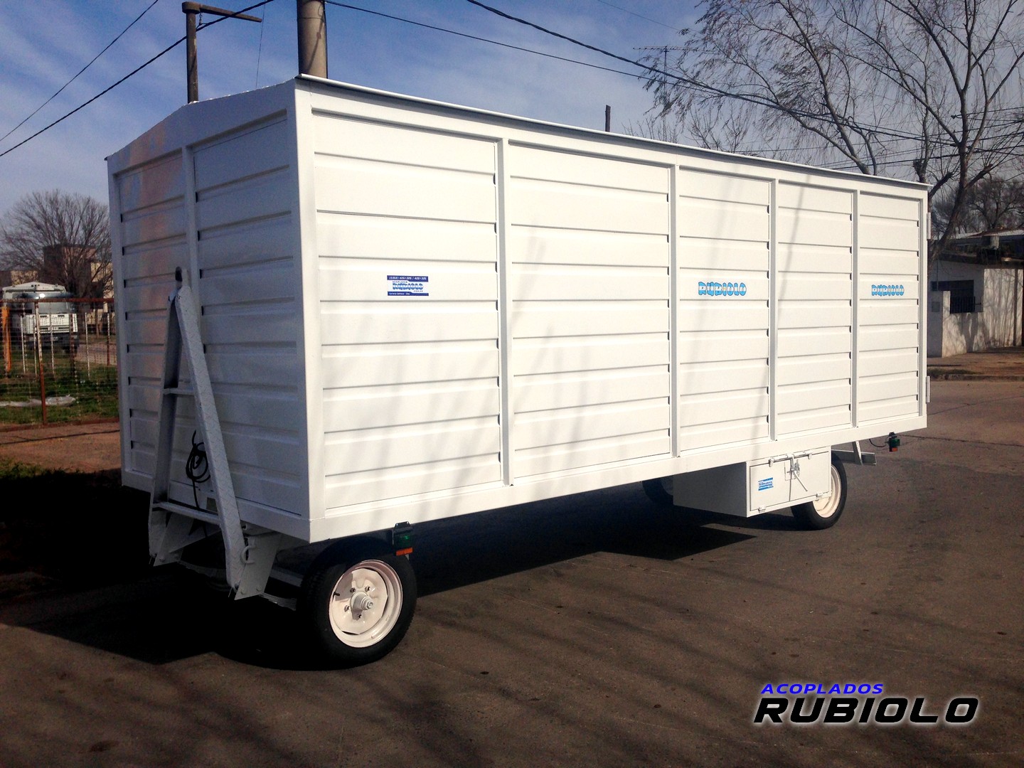 Acoplado Taller para 3.5 Tn. De 6 Mts. (TA1007)